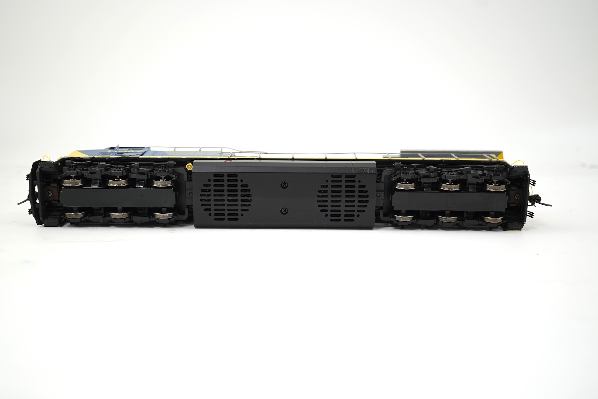 A boxed HO gauge Broadway Limited Paragon 2 Series (2294) model of CSX GE AC6000, 630, Co-Co diesel locomotive, powered for two rail operation.